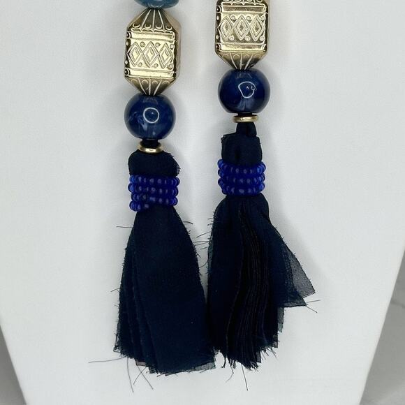 Chico's Chunky Blue Beaded Tassel Pendant Gold Tone Necklace ✨ - Picture 4 of 10